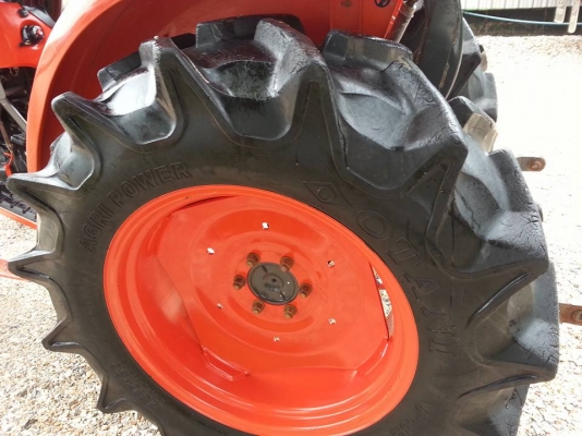 คูโบต้า L4708SP 4 WD ตัวเปล่าแน่นๆ สภาพเดิมๆ ทำงาน 544 ชั่วโมง จด ก.ย.2557 .