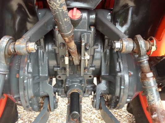 คูโบต้า L4708SP 4 WD ตัวเปล่าแน่นๆ สภาพเดิมๆ ทำงาน 544 ชั่วโมง จด ก.ย.2557 .