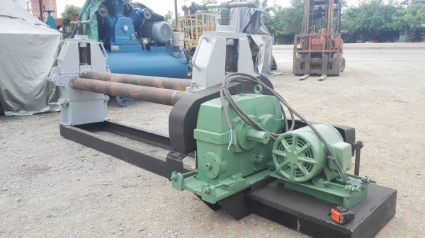 ** SOLD ** แท่นม้วนประกอบใหม่ 5 ฟุต เพลาตัน ม้วนหนา 4 มิล ไฟ 380V เอางานมาเทสก่อนได้ครับ!!