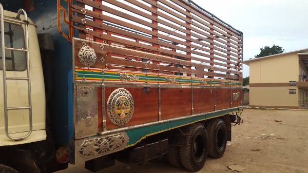 ขายFL187เกียhoเครื่อง7cโบ คัทซีสวยมาก รถพร้อมใช้ หัวบางยางดี