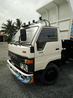 ขายหกล้อดั้มโตโยต้าBU91เครื่อง115แรงม้าดั้ม รถสวยพร้อมใช้ ยางดี คัสซีสวย เครื่องแน่น เฟืองท้ายน๊อต6ตัว ยาว4.เมตร กว้าง2เมตร ทะเบียนพร้อมโอ ขายหกล้อดั้มโตโยต้าBU91เครื่อง115แรงม้าดั้ม รถสวยพร้อมใช้ ยางดี คัสซีสวย เครื่องแน่น เฟืองท้ายน๊อต6ตัว ยาว4.เมตร กว้าง2เมตร ทะเบียนพร้อมโอ