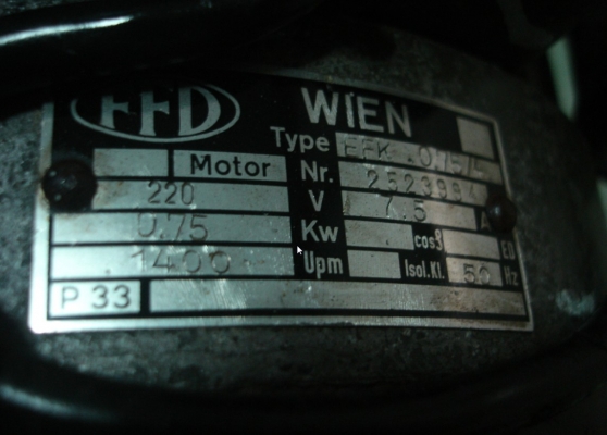 ขายมอเตอร์ 1HP ของ FFD  รุ่น EFK 0.75/4