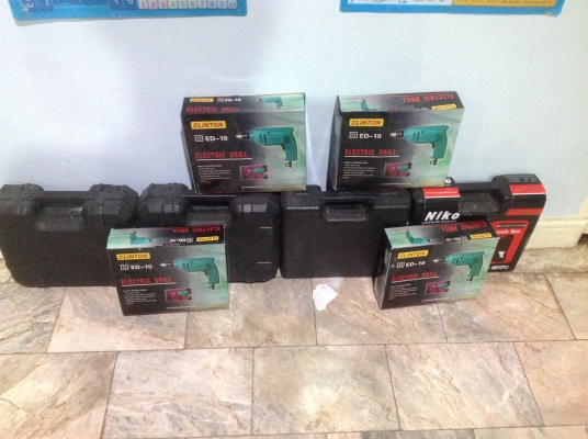 สว่านไฟฟ้าใส่ดอก9ม.ม