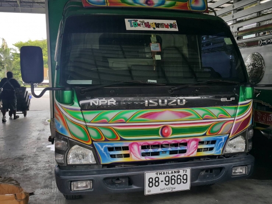ISUZU NPR130