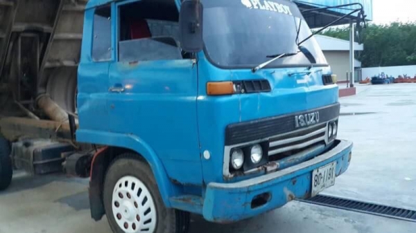 250,000 บาทไม่มีการต่อรองISUZU145 แรง.พร้อมใช้เล่มติดมือ ใจร้อนโทรมาเลยครับ อยากขาย แล้ว 099-2249429