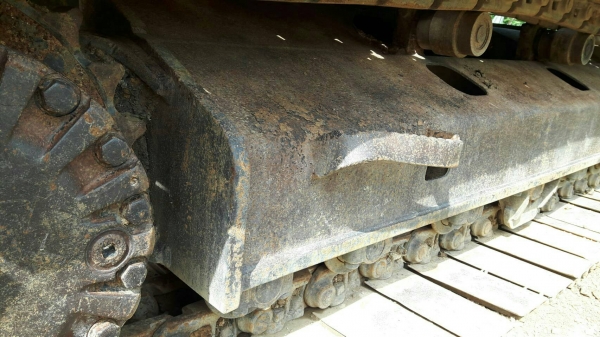 ขายรถแบคโฮ CAT 320 C JAPAN เอวใหม่ ช่วงล่างใหม่ทั้งหมด มอเตอร์สวิงใหม่ เอกสารเล่มทะเบียน ราคา 1550000