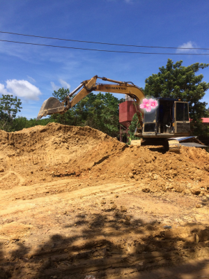 ขายรถแบคโฮ KOMATSU PC60-5 เอกสารอินวอย ราคา 450000 ขายรถแบคโฮ KOMATSU PC60-5 เอกสารอินวอย ราคา 450000