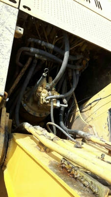 ขายรถแบคโฮ CAT 320 C JAPAN เอวใหม่ ช่วงล่างใหม่ทั้งหมด มอเตอร์สวิงใหม่ เอกสารเล่มทะเบียน ราคา 155000
