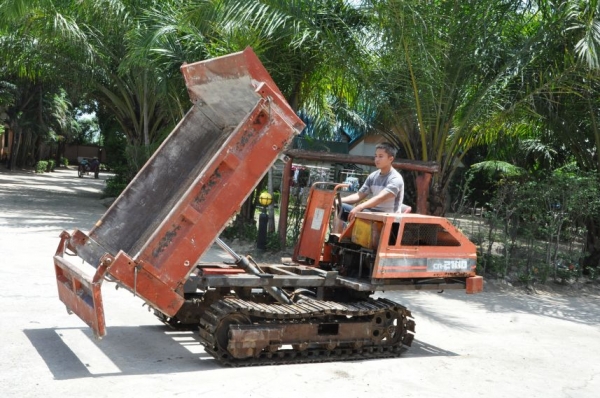 ขายรถบรรทุกดั้มเปอร์KUBOTA CR2100 ตีนตะขาบแทรคเหล็กสวย สวยเดิมจากญี่ปุ่นยังไม่เคยใช้ในไทย 125,000เท่านั้น!!