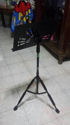 ขาตั้งโน๊ต มี 20 ตัว / ตัวละ 500 บาท **ราคาเหมา โทรมาคุยเลยครับ ขาตั้งโน๊ต มี 20 ตัว / ตัวละ 500 บาท **ราคาเหมา โทรมาคุยเลยครับ