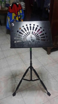 ขาตั้งโน๊ต มี 20 ตัว / ตัวละ 500 บาท **ราคาเหมา โทรมาคุยเลยครับ