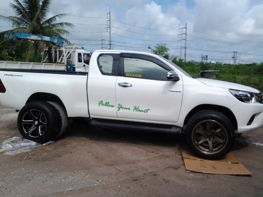 TE37 ขอบ20 พร้อมยางใหม่ๆ TE37 ขอบ20 พร้อมยางใหม่ๆ