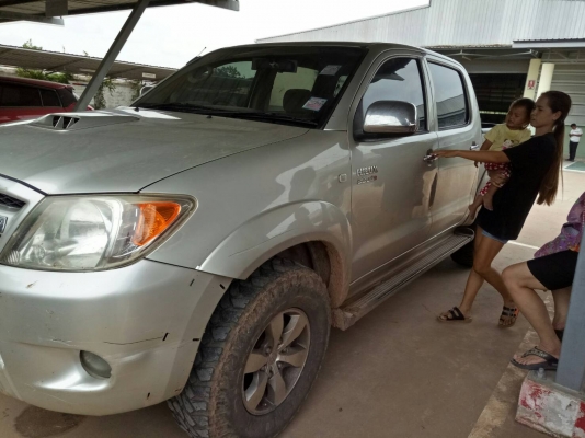 ฝากขายรถบ้านเดิม VIGO 4 ประตู เครื่อง 3,000 CC 163 แรงม้า ตัว G ยางใหญ่ แบบ 4X4 ปี 2004