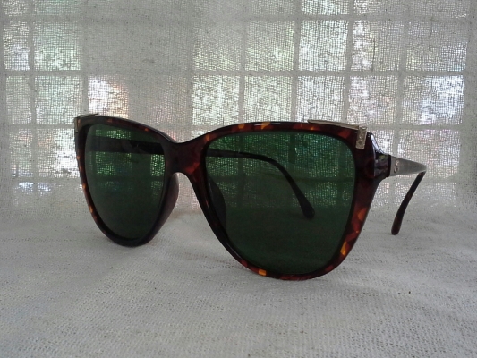 แว่นตาบิ๊กแคทอายส์ที่งดงามที่สุดในโลก  ICM Optyl Saphira handmade in Germany