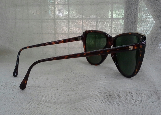 แว่นตาบิ๊กแคทอายส์ที่งดงามที่สุดในโลก  ICM Optyl Saphira handmade in Germany