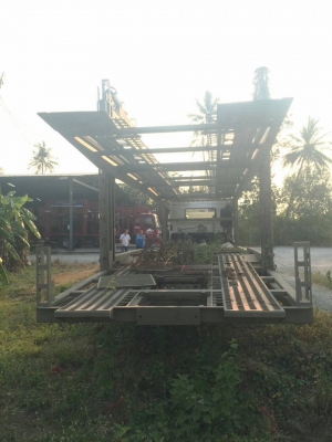 ขายHino หัวลากรถปี 2555-2556 ยาว 7.6 เมตรยังไม่จดทะเบียนวิ่งไม่ถึง400โล