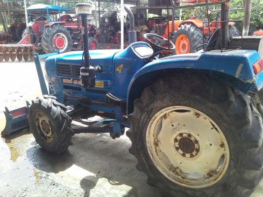 ขาย CHAMP  4242 4wD สวยๆ เดิมๆ คับ ขาย 90000