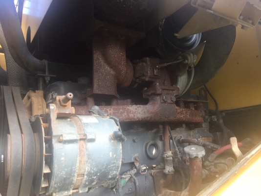 ขาย รถตัก KOMATSU  WA400  เก่าญี่ปุ่นแท้   สภาพสวยมาก  เครื่องปั๊มดี   ระบบคล่อง  โทร 089-7462641  เจีสุวรรณี