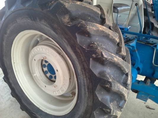 ขาย แทรกเตอร์ FORD 6600 T5 สภาพนางฟ้า