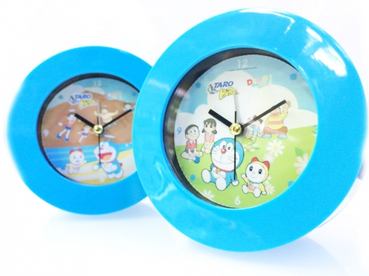 นาฬิกาตั้งโต้ะ ปลุกได้ สีสันสดใส วัสดุพลาสคิดสีด้าน ดูดีสวยงามค่ะ