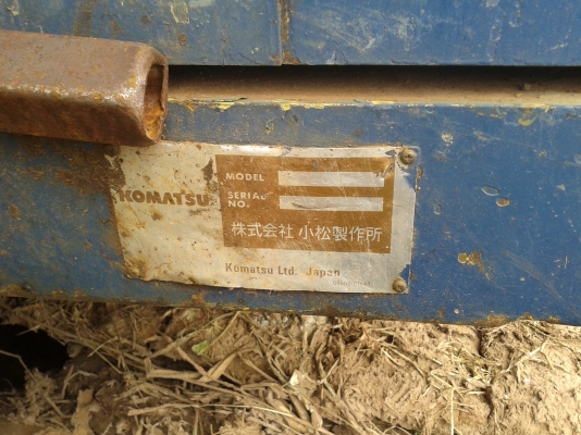 ขายPC200รุ่น5 มีสองคันให้เลือก เอกสารเล่มทะเบียน รถพร้อมใช้สุดๆ