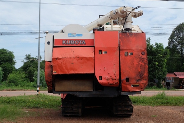 ขายรถเกี่ยวข้าว คูโบต้า DC 68 G สนใจโทร 089-0111624 ขายรถเกี่ยวข้าว คูโบต้า DC 68 G สนใจโทร 089-0111624