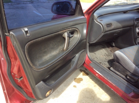 ขายรถมาสด้า โครโนส 5ประตู ปี95 เครื่องหัวฉีด 2.0 เกียร์ธรรมดา เพาเวอร์ กระจกไฟฟ้าทั้งคัน เซ็นทรัลล๊อค ภายในเดิมๆเบาะผ้าเดิมสะอาด แอร์วิทยุCD ตัวถังเดิมไม่มีชนทำสีมาเรียบร้อย แม็กBBS ขอบ17" รถขับกลับได้เลยครับ เอกสารพร้อมขายถูกครับ