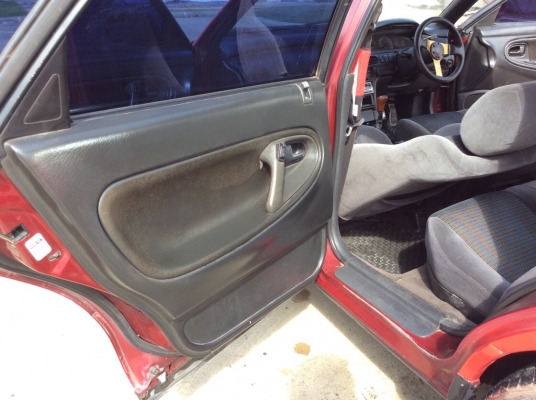 ขายรถมาสด้า โครโนส 5ประตู ปี95 เครื่องหัวฉีด 2.0 เกียร์ธรรมดา เพาเวอร์ กระจกไฟฟ้าทั้งคัน เซ็นทรัลล๊อค ภายในเดิมๆเบาะผ้าเดิมสะอาด แอร์วิทยุCD ตัวถังเดิมไม่มีชนทำสีมาเรียบร้อย แม็กBBS ขอบ17" รถขับกลับได้เลยครับ เอกสารพร้อมขายถูกครับ