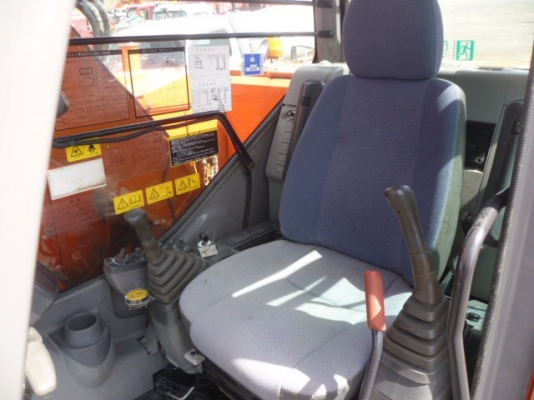 ขาย HITACHI ZX135 US ปี 2008  แทรค 70  มาใหม่ เก่านอกแท้  ยังไม่เคยใช้งานในไทย  สภาพสวย  ระบบดี    โทร  089-7462641 สุวรรณีค่ะ