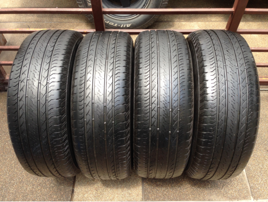 ยาง Bridgestone 255 65 17 ปี15 ดอกเยอะ พร้อมใช้งาน ราคาไม่แพง