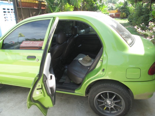 MAZDA 121 การ์ตูน เครื่อง1300 CC เกียร์ M สภาพสวยเดิม