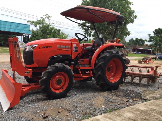 ขายรถไถคูโบต้า L3608(4WD)2เพลา อุปกรณ์ครบ ราคา 298,000 บาท สนใจติดต่อ 081-9136451 คุนโบว์