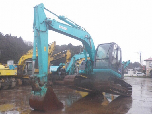 ขาย KOBELCO SK135SR  มาใหม่ สภาพสวย เครื่องปั๊มดี  ระบบคล่อง    พร้อมใช้  สนใจโทร 089-7462641 สุวรรณีจ้า
