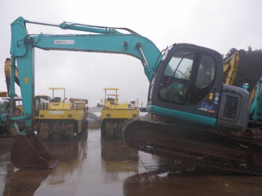 ขาย KOBELCO SK135SR  มาใหม่ สภาพสวย เครื่องปั๊มดี  ระบบคล่อง    พร้อมใช้  สนใจโทร 089-7462641 สุวรรณีจ้า