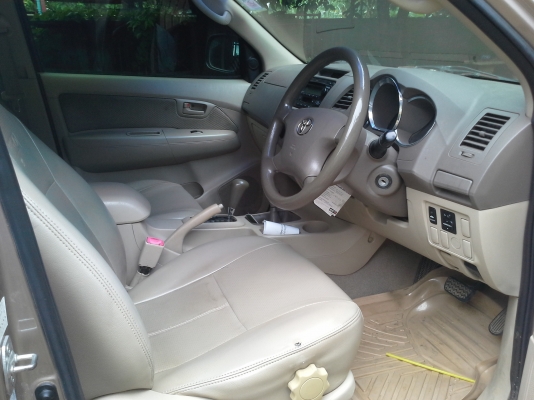 ขาย TOYOTA VIGO 3.0 G D4D AUTO 4x4 2005