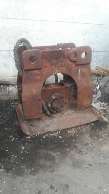 ขาย เครื่องตบดิน บดดิน อัดดิน สำหรับติดรถขุด แบคโฮ PC 60 100 120 200 320 มือสองเก่าญี่ปุ่นแท้