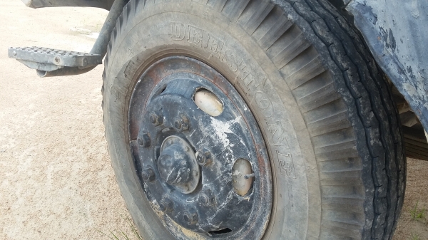 ขายรถโม่ปูน NISSAN EURO1 สนใจติดต่อ 081-1913257