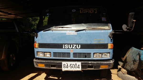 ขายรถดั้ม NPR160 แรง