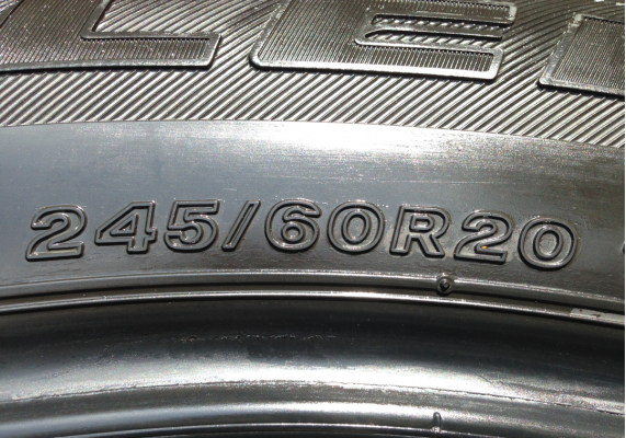 ยาง Bridgestone 245 60 20 ดอกเต็ม ไม่มีปะ พร้อมใช้งาน ราคาไม่แพง