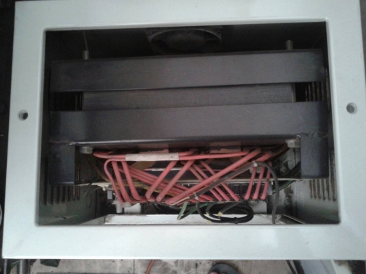 ขายหม้อแปลงไฟฟ้า 380V-200V 40 KVA. ( TAIWAN )