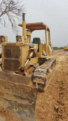 ขายแทรคเตอร์ KOMATSU D41A 320,000 บาท ขายแทรคเตอร์ KOMATSU D41A 320,000 บาท