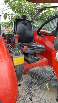 ขายถูกรถไถคูโบต้า 70 แรง สภาพสวยพร้อมใช้ ขายถูกรถไถคูโบต้า 70 แรง สภาพสวยพร้อมใช้