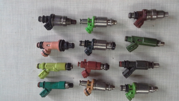 หัวฉีดเครื่องเบนชินหลายรุ่นขายไม่แฟงรับประกันทุกหัวคับ