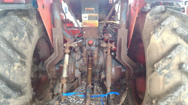 ขายรถไถ KUBOTA L4508 พร้อมดันหน้าตราช้าง ทะเบียนพร้อมโอน ราคา 180,000 DC Tractor Rayong 0818618678,0899347475 id line=0818618678 id line=0899347475 มีรถขนส่งบริการทั่วไทย https://www.facebook.com/DC-Tractor-Rayong-307154532717928/shop?ref=page_internal&am