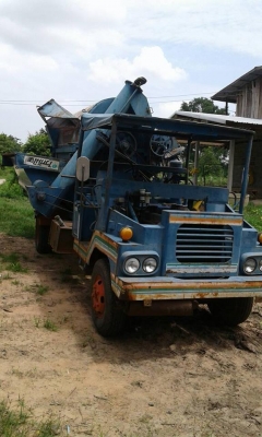 ขายรถนวดข้าว ไทยเส็ง8ฟุต จัมโบ้ เครื่อง168แรง EH700 แคชซีหน้า6 ยางดีเพลาลอย สภาพพร้อมใช้งาน ราคา136,000 สนใจโทร 090-8588220คุณนะ 093-3258446คุณบิว หรือเข้าดูสินค้าอื่นๆได้ที่ www.narong2truck.com หรือ www.truck.in.th/498 หรือเพจFacebook ณรงค์ ซื้อขายรถมือ