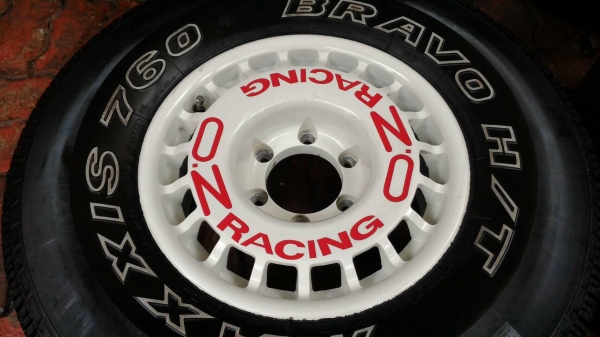 ล้อ OZ racing พร้อมยาง 31 ขอบ 15 ล้อ OZ racing พร้อมยาง 31 ขอบ 15
