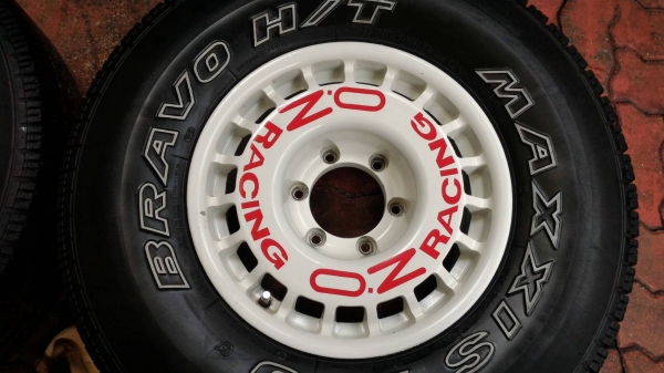 ล้อ OZ racing พร้อมยาง 31 ขอบ 15 ล้อ OZ racing พร้อมยาง 31 ขอบ 15