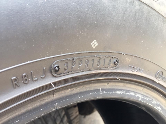 ขายยางDunlop Grandtrek AT3 265/70/16 สภาพใหม่ ดอกเต็มมาก ไม่เคยปะ