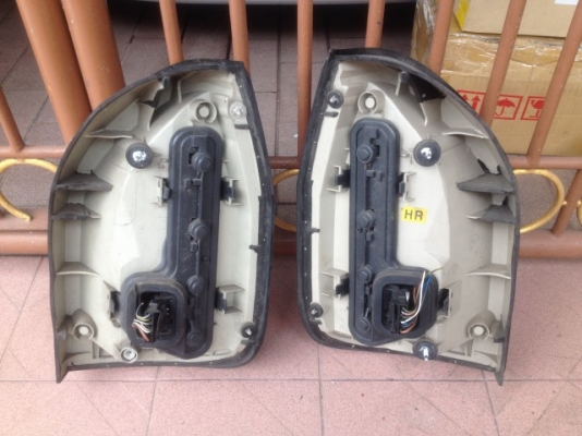 ไฟท้าย CHEVROLET ZAFIRA เก่าญีปุ่นเเท้สภาพสวยๆคู่ละ