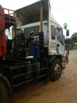 ขาย10ล้อหัวลาก ISUZU DECA 320ปี49 เครื่องเดิม ช่วงล่างดี เอกสารเล่มทะเบียนครบ วิ่งงานทุกวัน แชชซีสวย ขาย10ล้อหัวลาก ISUZU DECA 320ปี49 เครื่องเดิม ช่วงล่างดี เอกสารเล่มทะเบียนครบ วิ่งงานทุกวัน แชชซีสวย